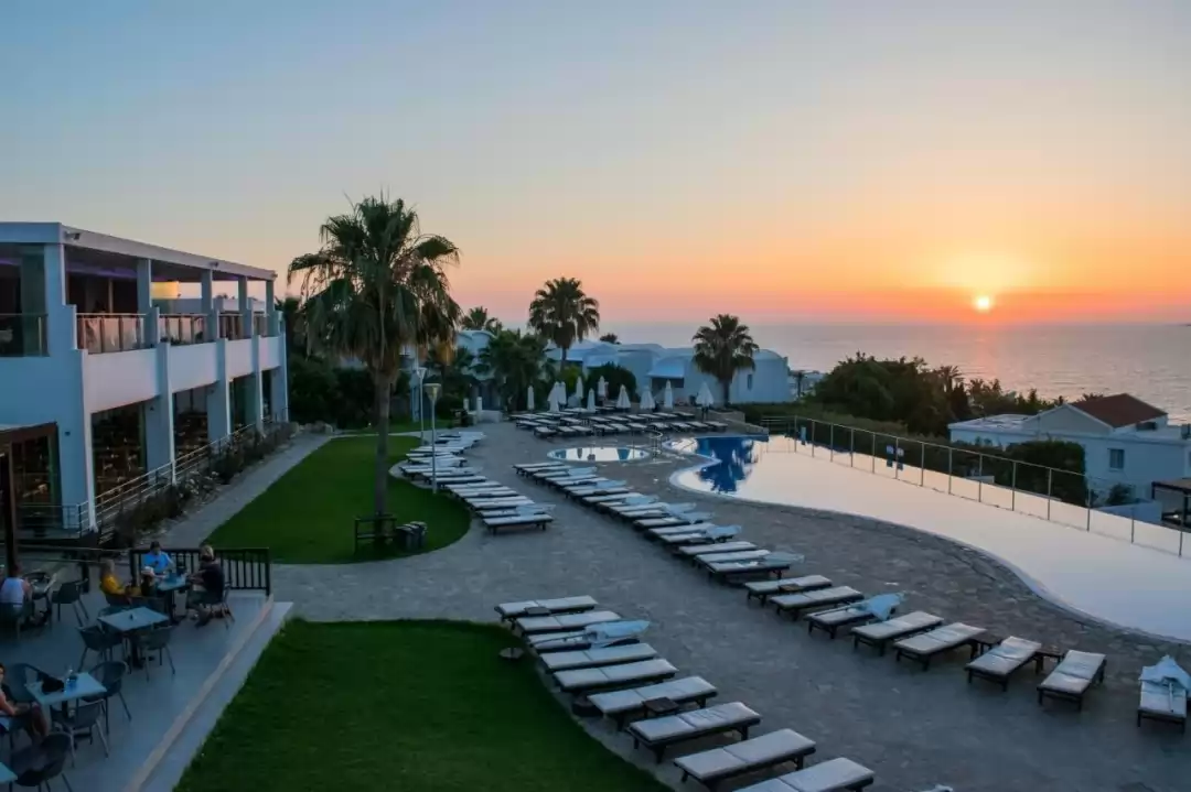 Theo Sunset Bay Hotel, Paphos