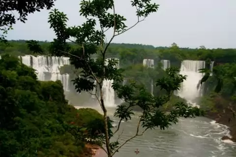 Аржентина - Водопадите Игуасу - Бразилия! С възможност за посещение на столицата на Уругвай - Монтевидео! 
