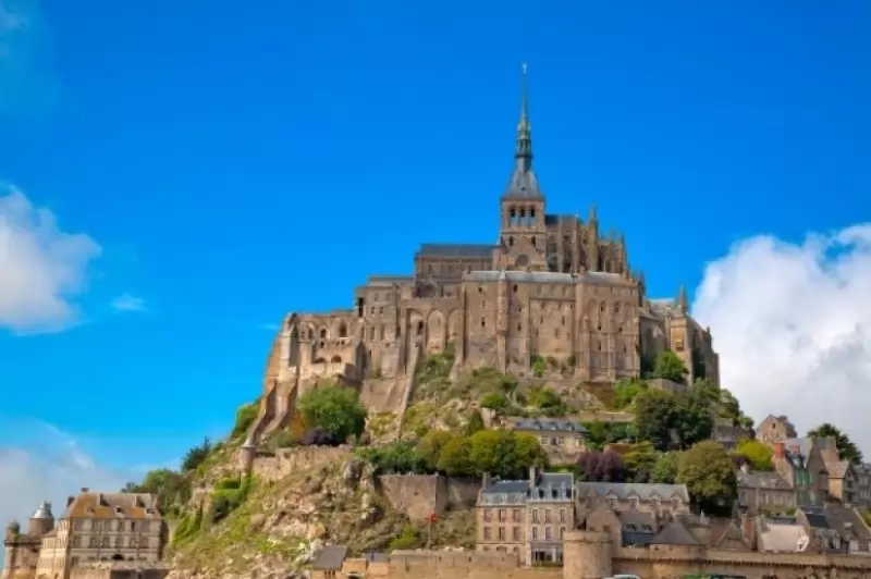 Франция - Замъците по Лоара и полуостров Бретан с Мон Сен Мишел и Сен Мало